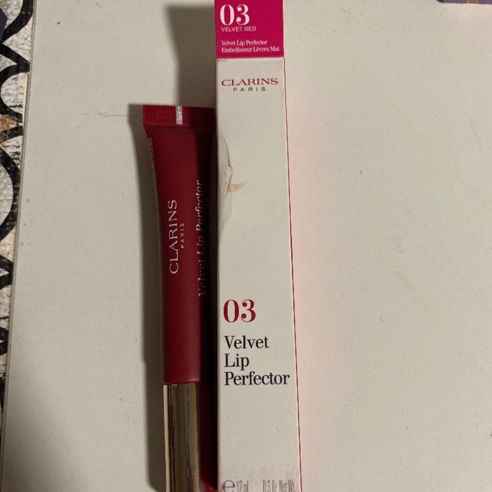 clarins velvet lip perfector